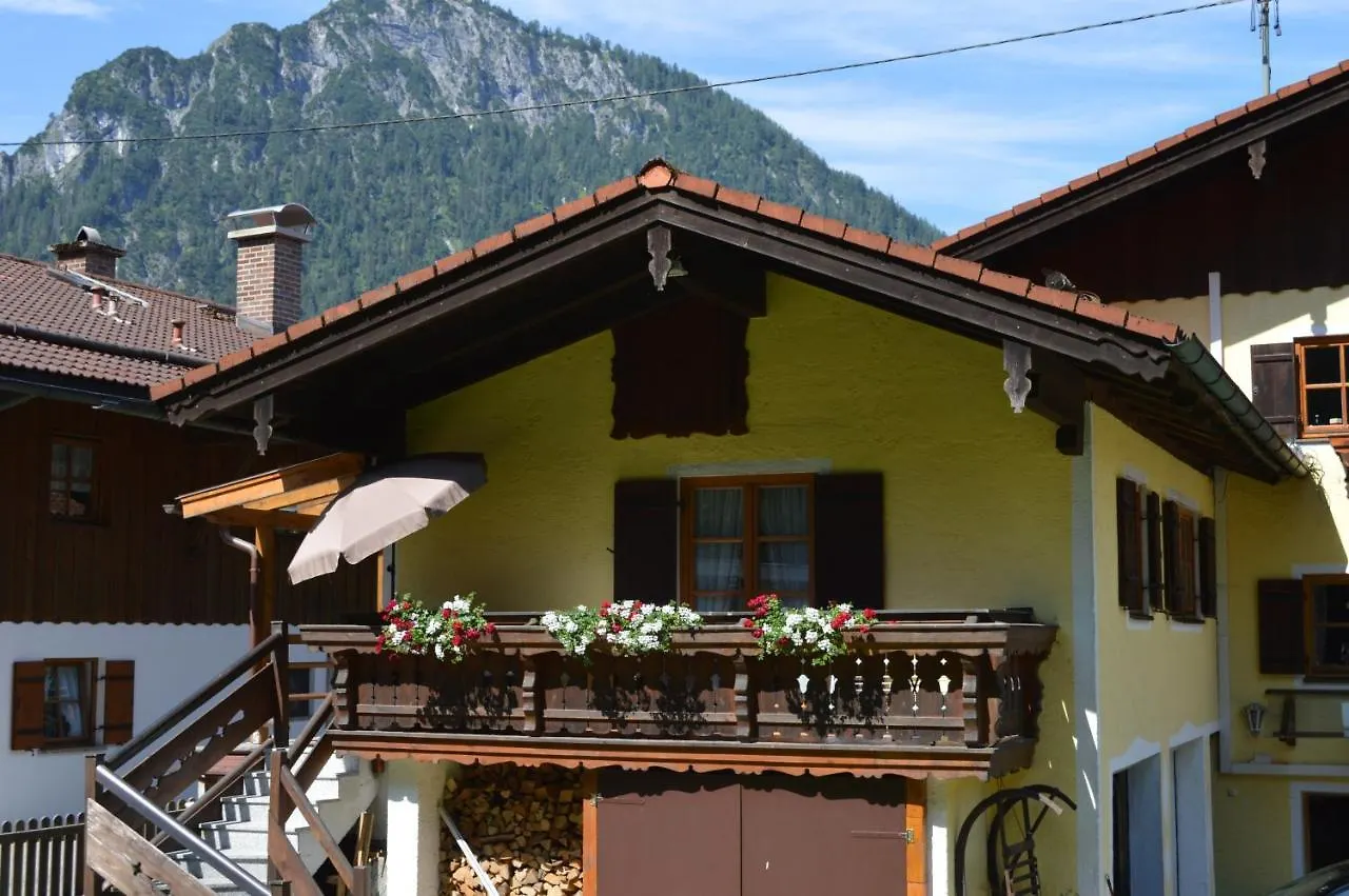 Apartment Ferienwohnung Haus Florence Schoenau am Koenigsee