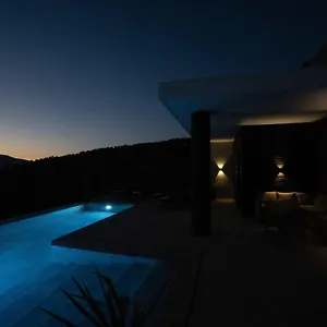 https://villa-fahrenheit.es-andalucia.com